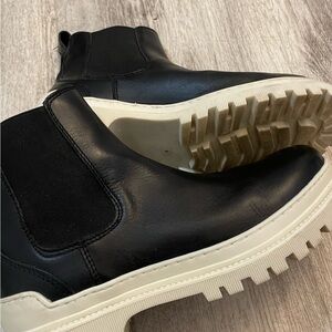 Steve Madden Leather Heel Boots Size 9
